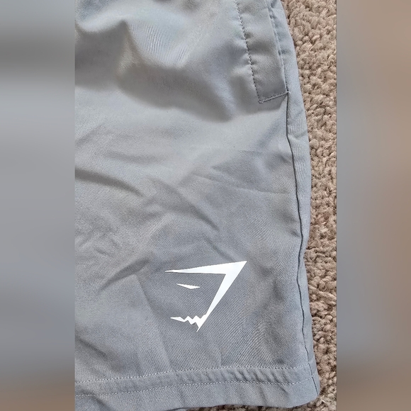 Gymshark Women's Arrival 5" Shorts Athletic Sz Small - Picture 2 of 6